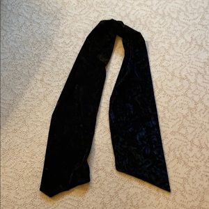 Black Crushed Velvet Scarf